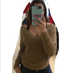 H&M Divided Off-Shoulder sweater